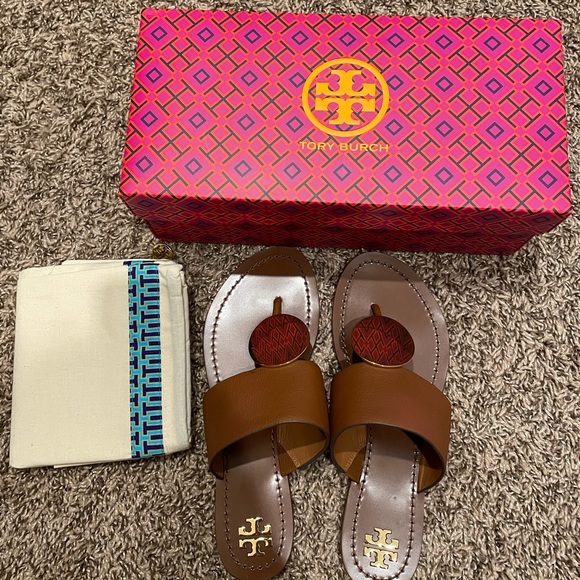 Tory Burch sandals - Picture 2 of 5